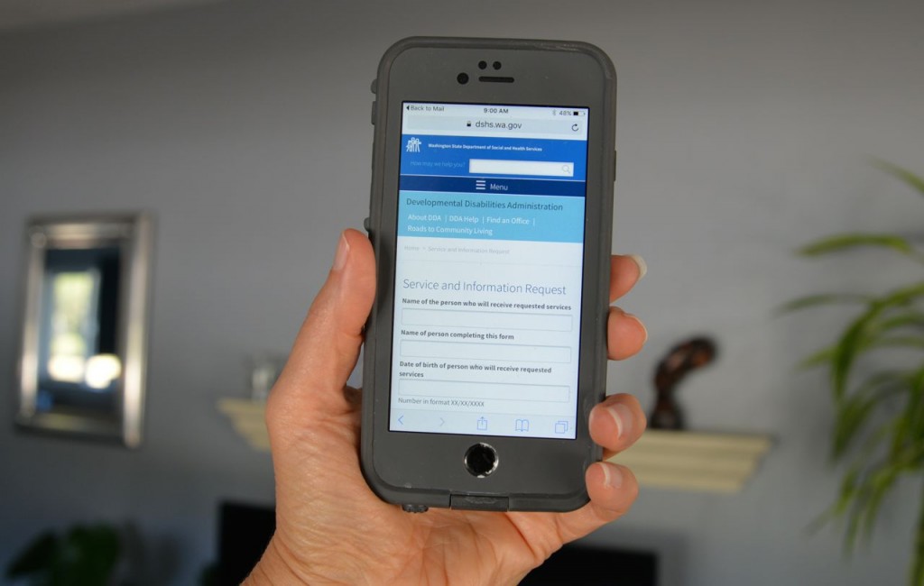 smart phone displaying DDA's online service request form